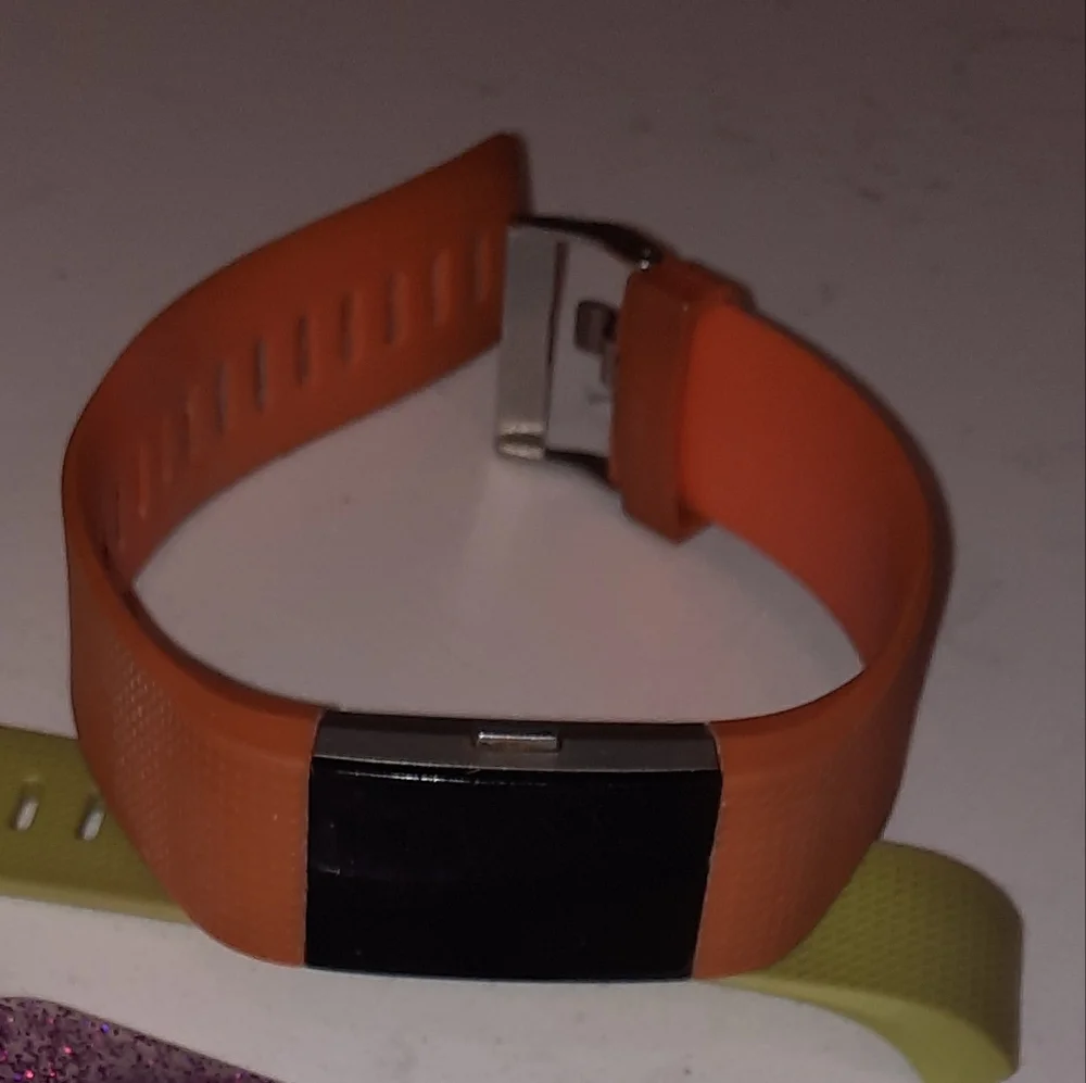 Fitbit Charge 3, Fitness Activity Tracker bundle 3 watch bands & charger GUC